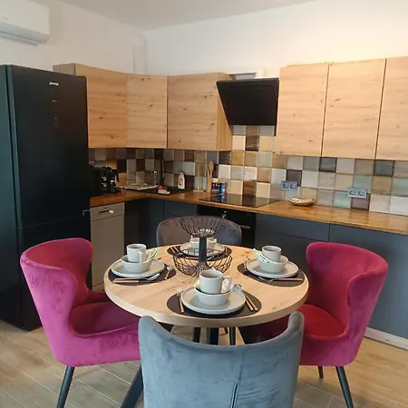 Apartment Bor-lak *